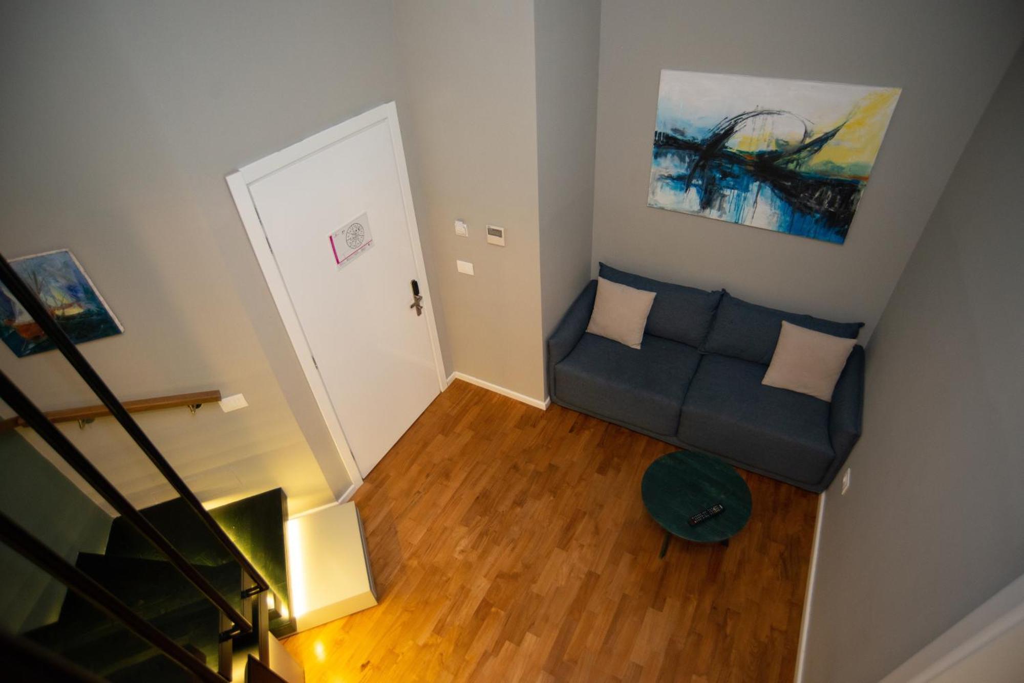 Bougainville Bay Hotel Sarande Luaran gambar A living room in a typical apartment