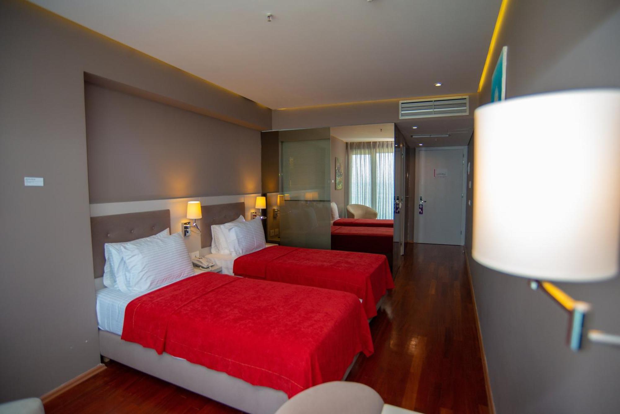 Bougainville Bay Hotel Sarande Bilik gambar A room at the hotel