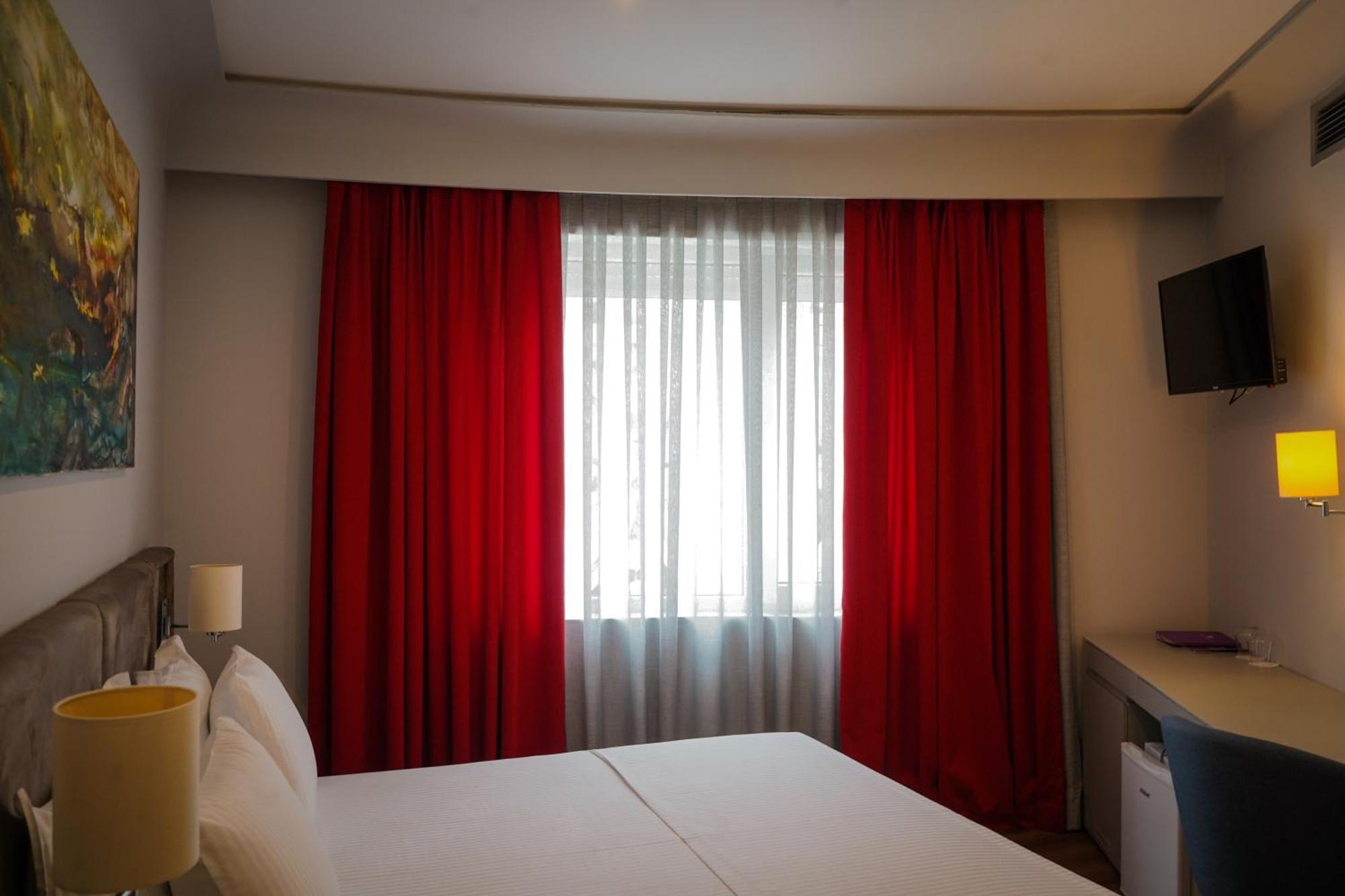 Bougainville Bay Hotel Sarande Luaran gambar